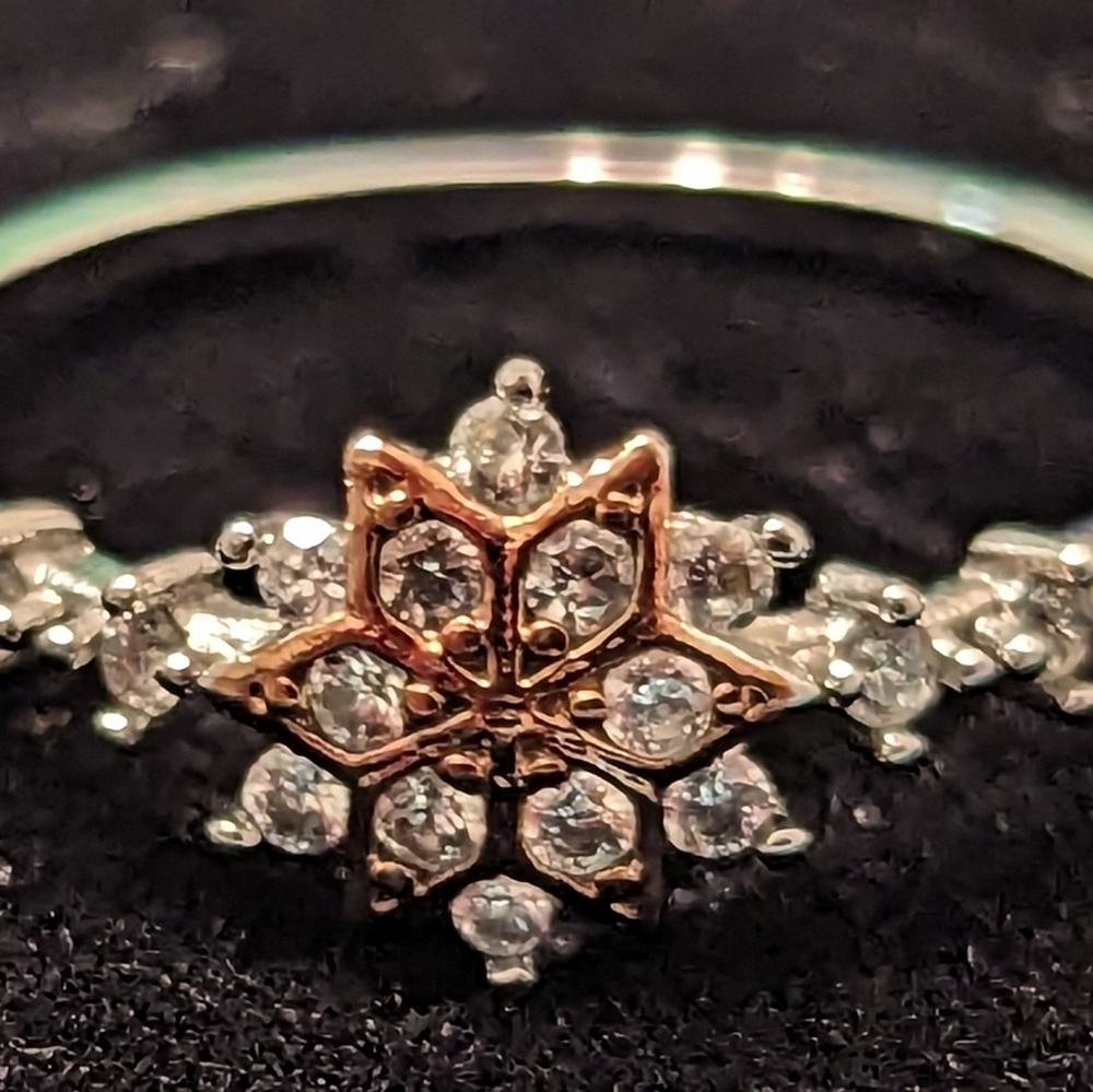 Snowflake Ring